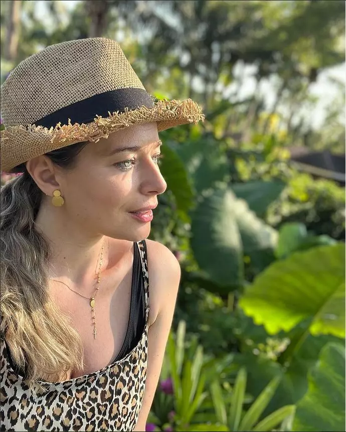 Laura-Cosoi-gravida-3