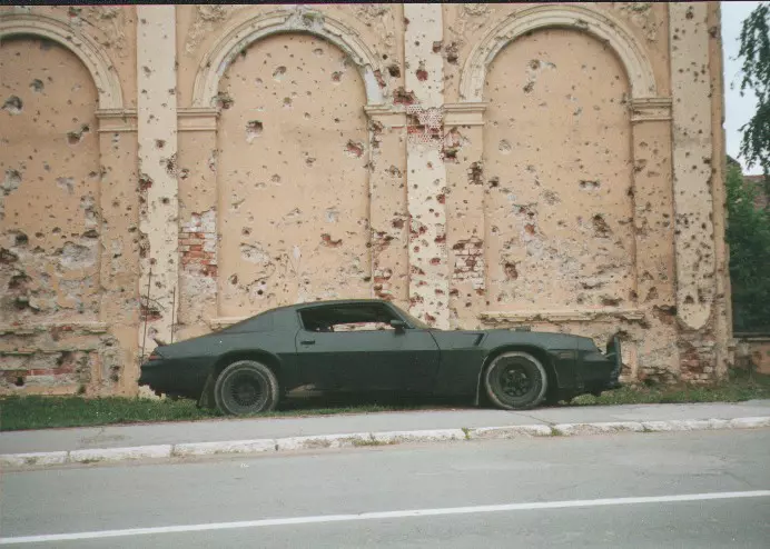Chevy Camaro Bosniac 12