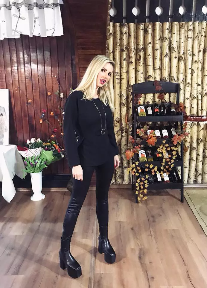 Andreea Banica 2