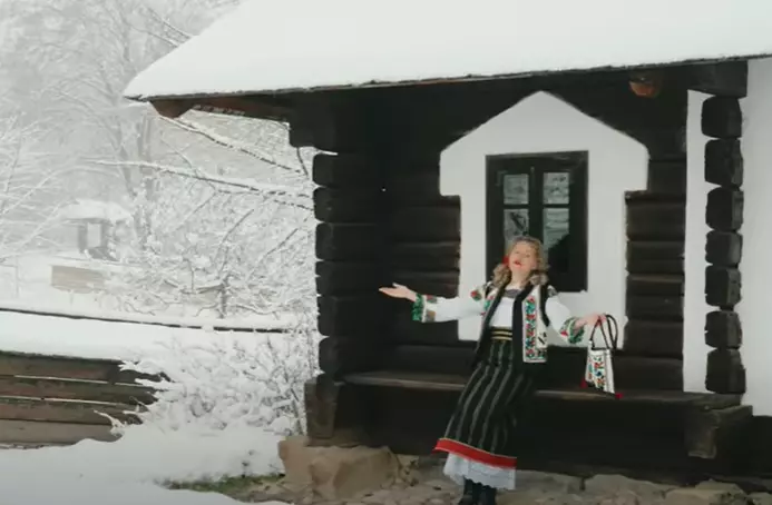 Mirela Vaida a lansat o melodie de muzică populară