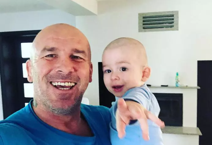 cine-e-sotia-lui-catalin-zmarandescu-1