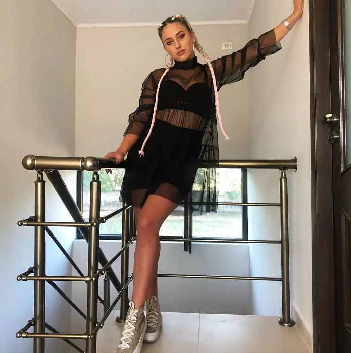 bianca giurca 32