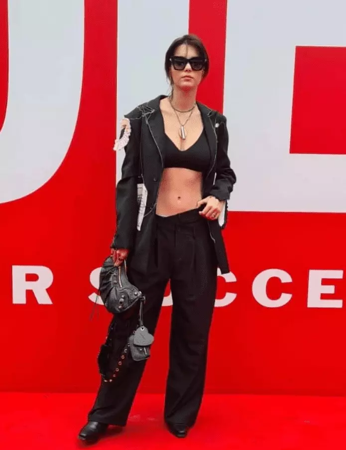 Karina Maisha Gâdea la Milan Fashion Week 2022 (2)