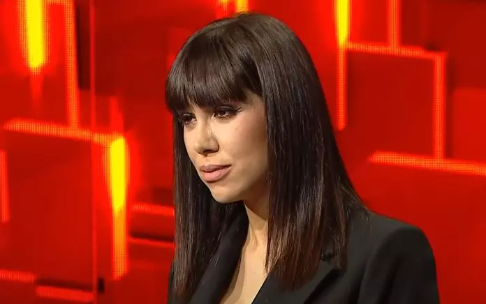 denise-rifai-negru-9