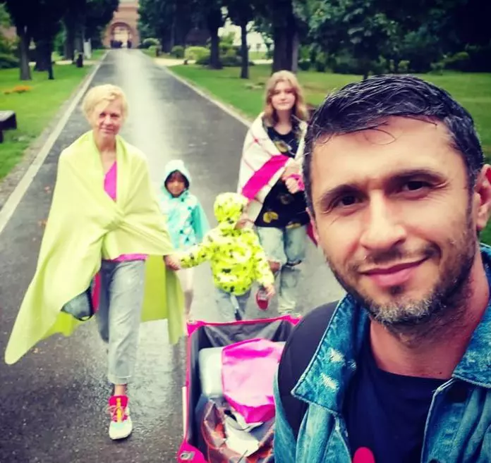 cum-se-inteleg-copiii-lui-dragos-bucur-10