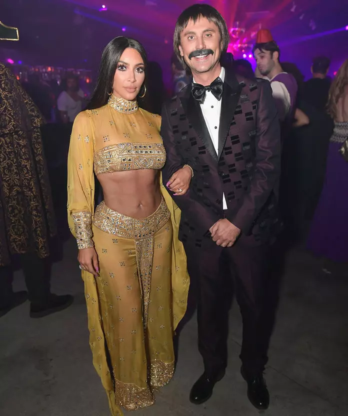 Kim Kardashian si Jonathan Cheban