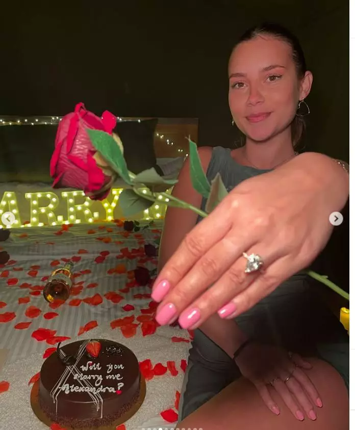 alexandra duli ceruta in casatorie in dubai