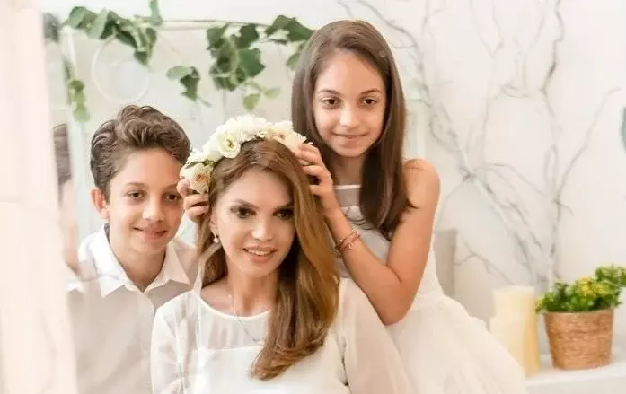 cristina-spatar-si-copiii-2-1-e1638537490924