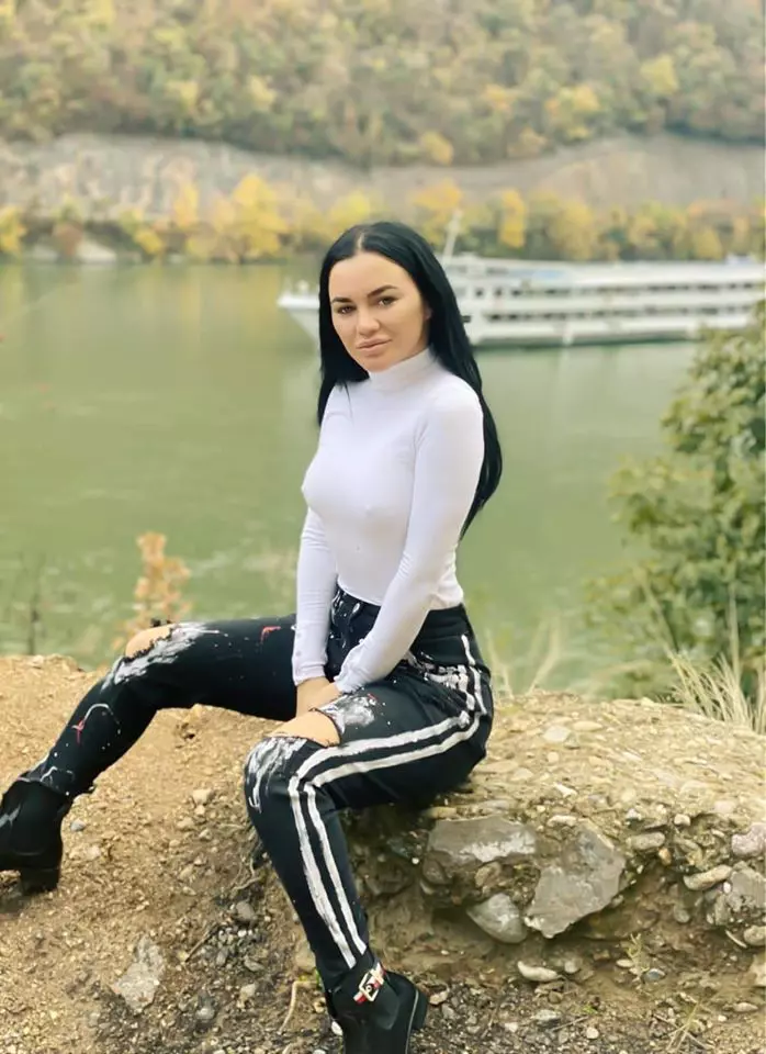 Carmen de la Salciua 2