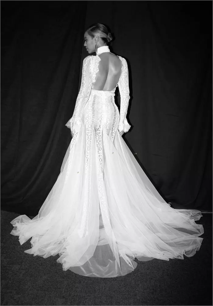 Beyoncé, în outfit-ul Inbal Dror.
