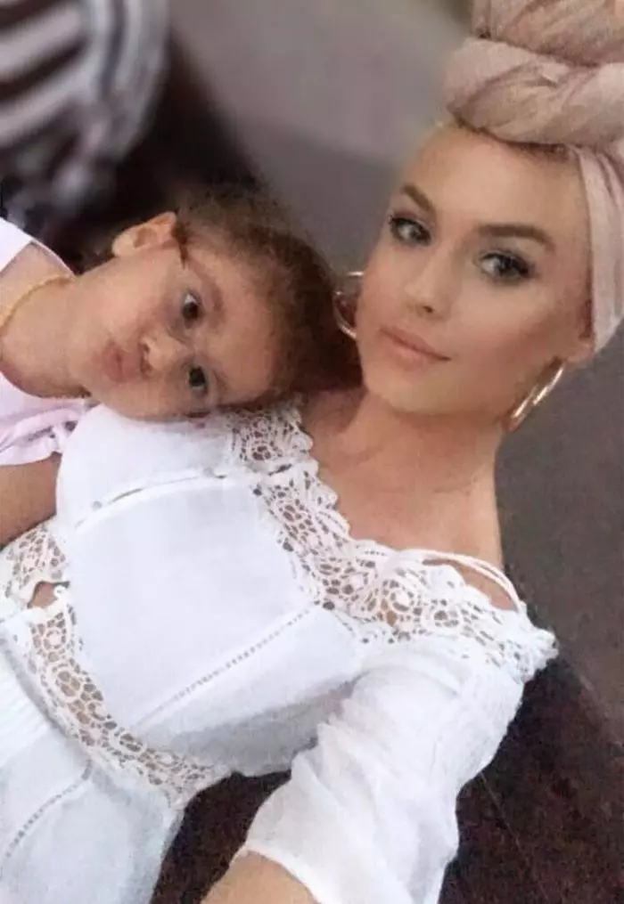 Connect-R și Misha s-au împăcat