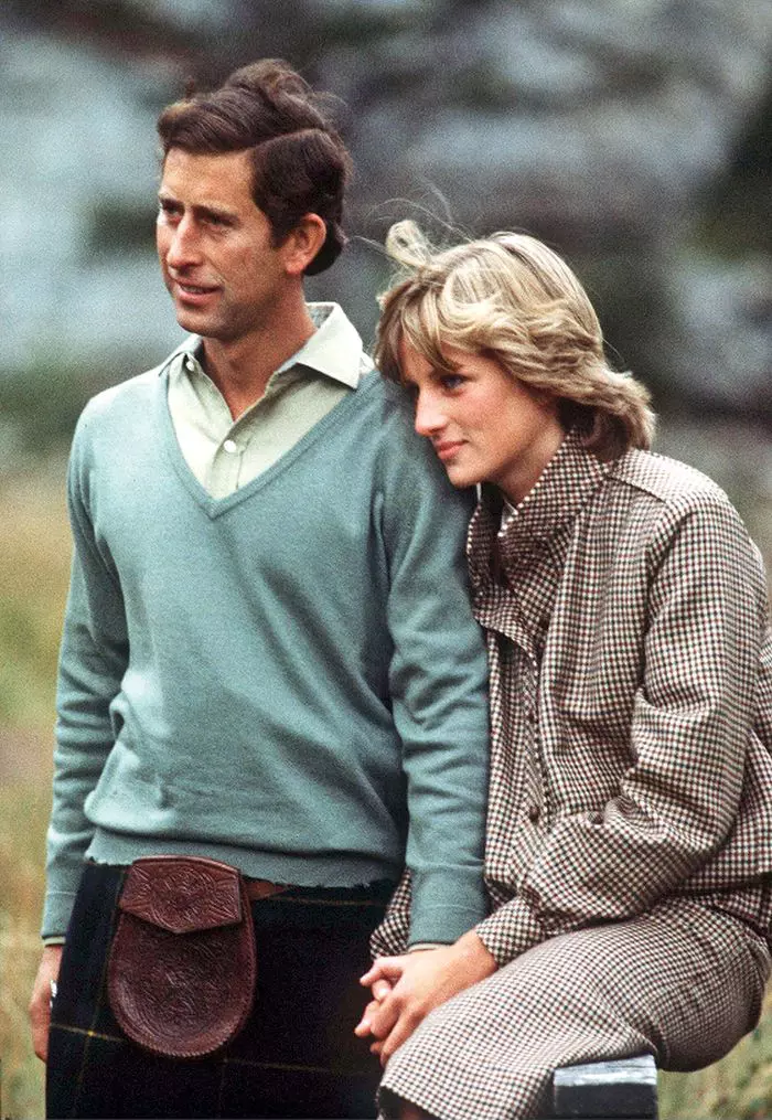 Prințesa Diana și Prințul Charles în luna de miere de la Balmoral, Scoția, august 1981