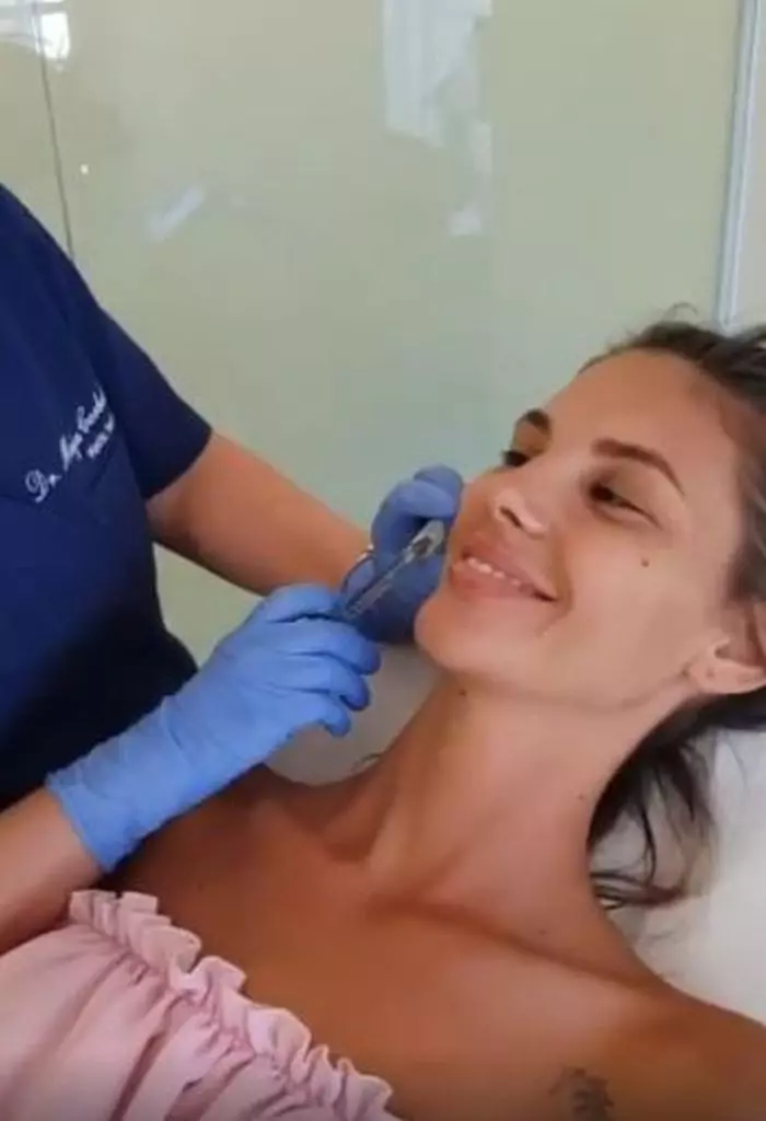 Ramona Olaru, intervenție estetică