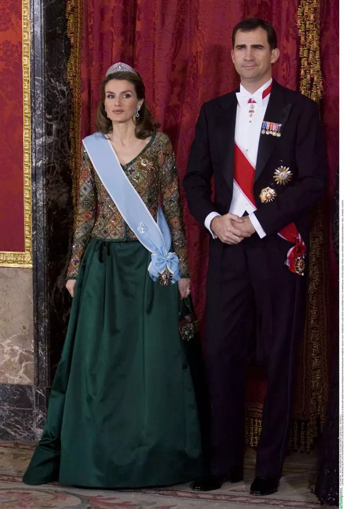 Die spanische Knigsfamilie bei einem Galadinner zu Ehren der argentinischen Prsidentin in Madrid