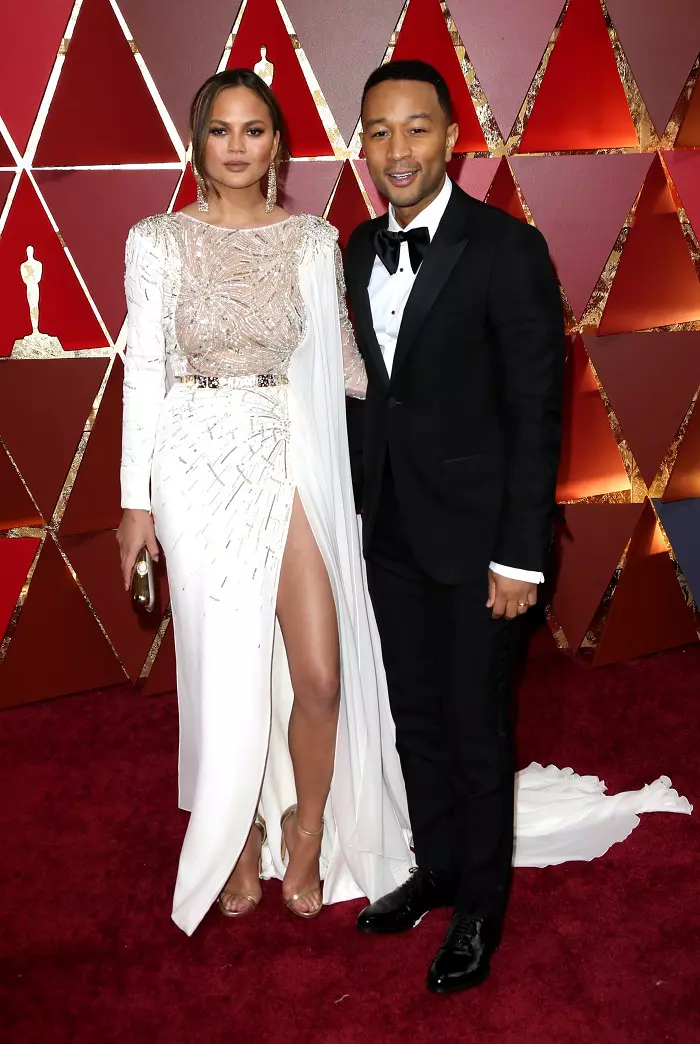 Chrissy Teigen si John Legend