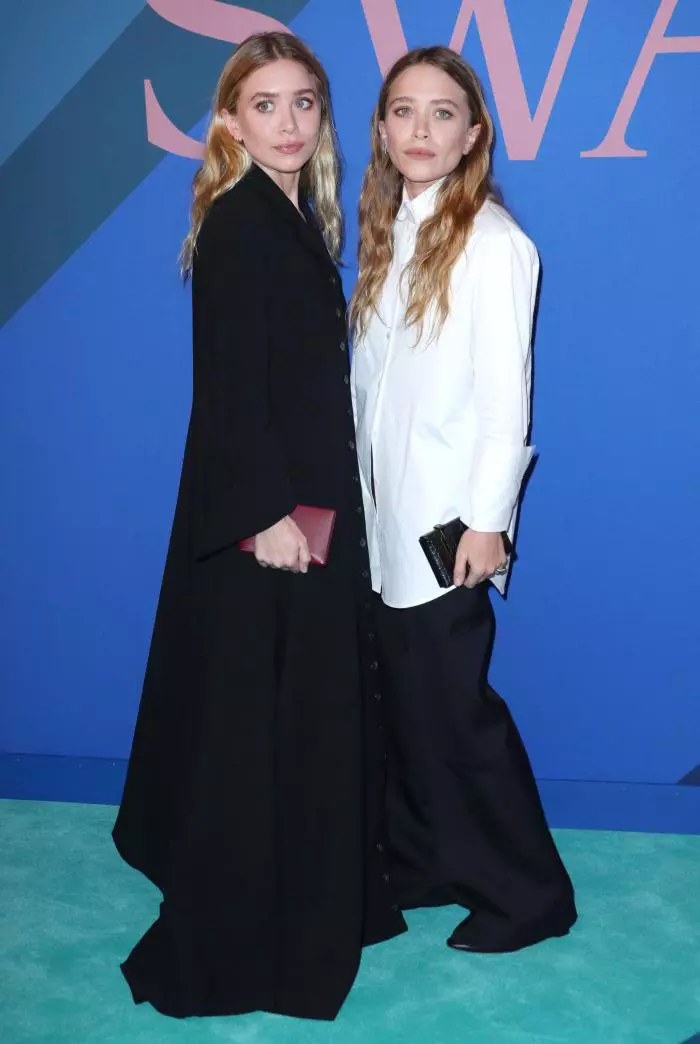 Ashley Olsen si Mary-Kate Olsen