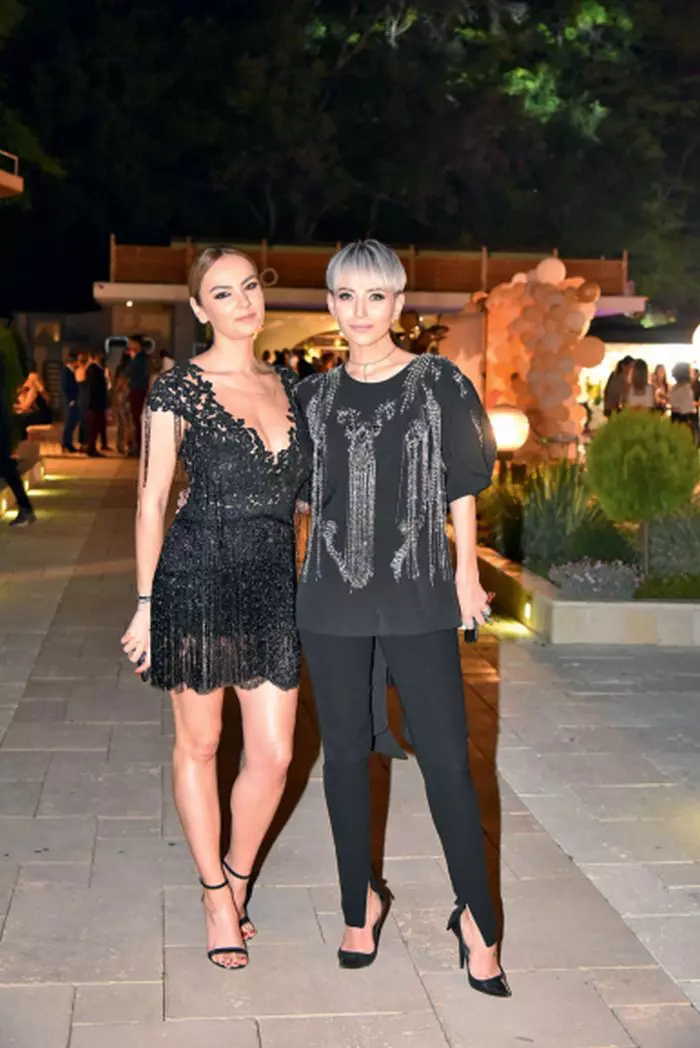 Roxana Ionescu și Giulia