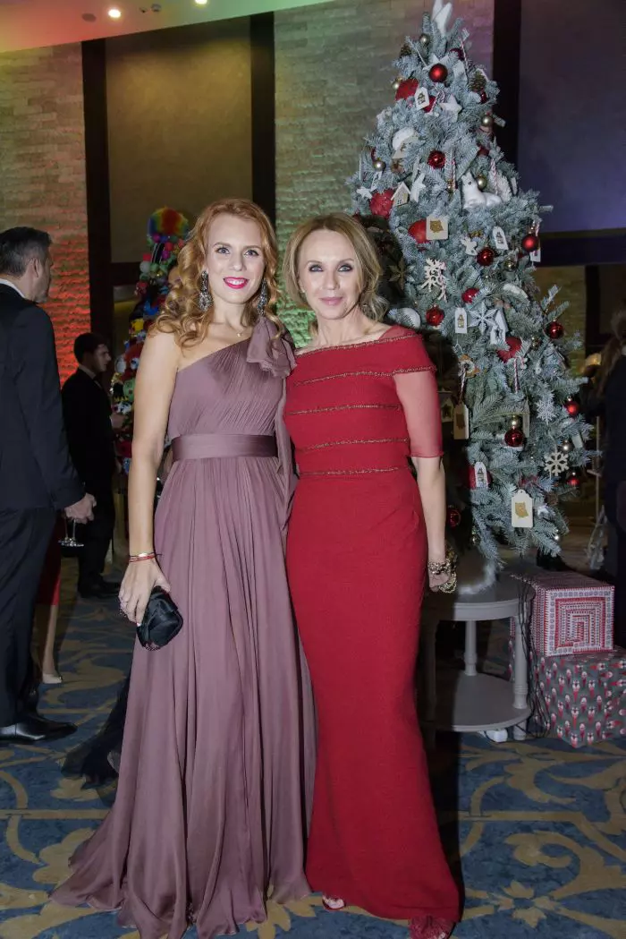 Ioana si Camelia Sucu