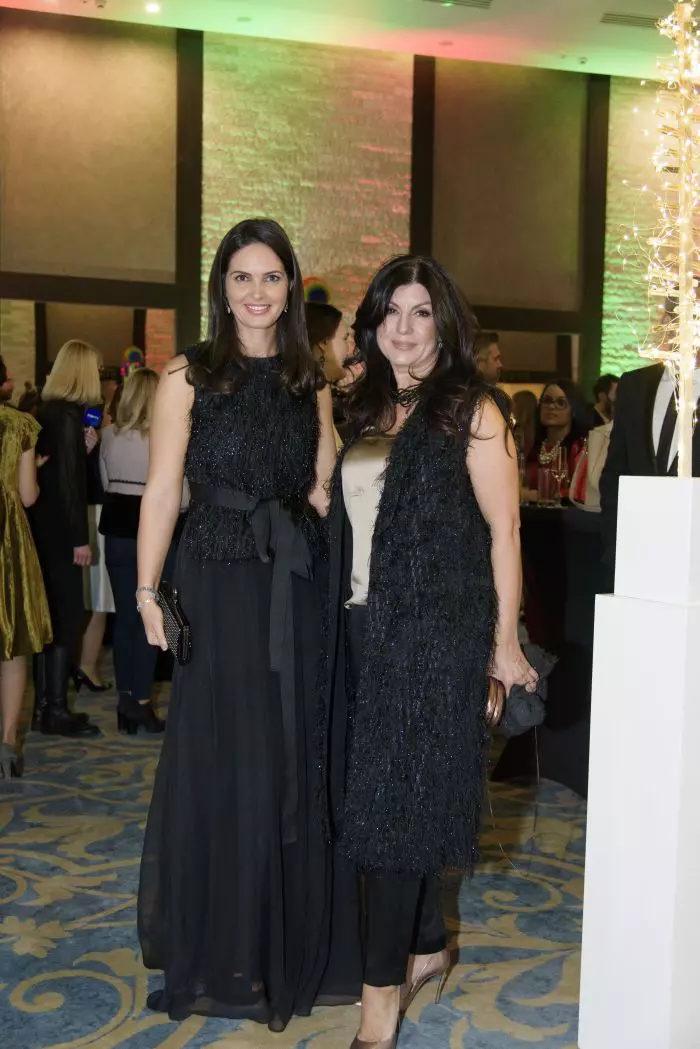 Veronica Schmidt si Carmen Seitan