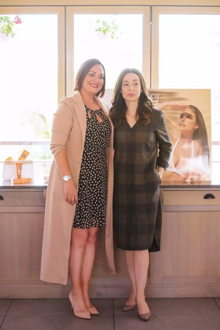 Cynthia Lambert si Lorena Buhnici