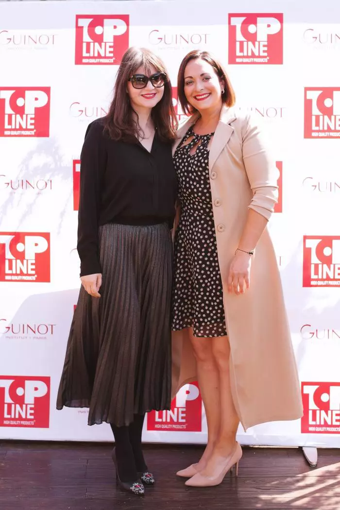 Cynthia Lambert si Raluca Hagiu