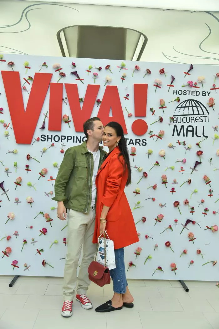 Anca Serea si Adi Sina la VIVA shopping with stars