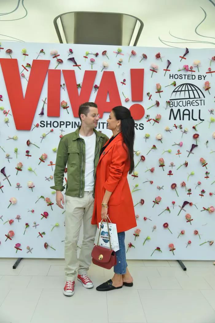 Anca Serea si Adi Sina la VIVA shopping with stars