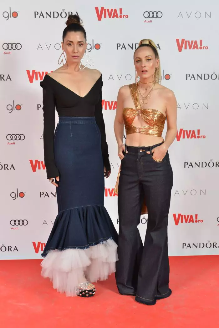 Diana Enciu și Alina Tanasă - ținute Maria Lucia Hohan