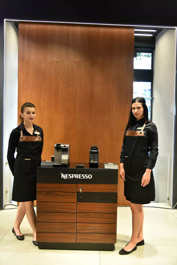 Magazinul Collective Piata Univeristatii a implinit 2 ani