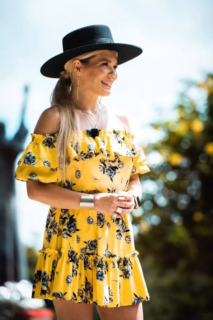 Gina Pistol Asia Express