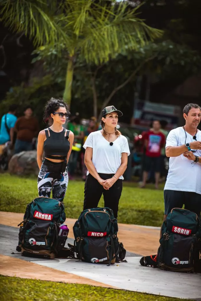 Nico și Alexandra Asia Express