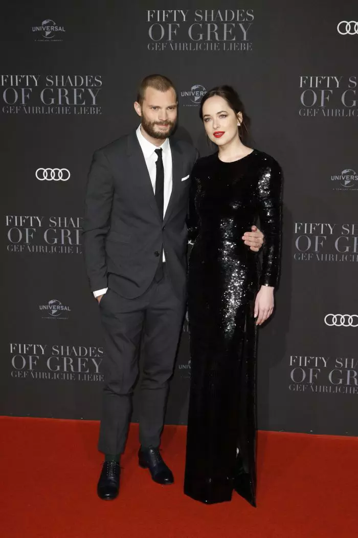 Dakota Johnson și Jamie Dornan, premiera europeană „50 Shades Darker”