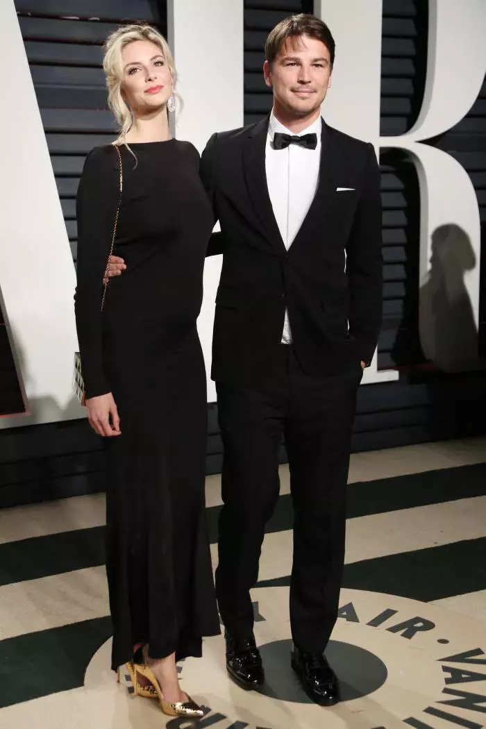 Tamsin Egerton si Josh Hartnett