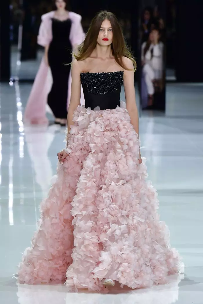 Défilé de mode Ralph & Russo Haute-Couture printemps-été 2018 à Paris