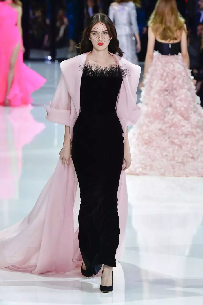 Défilé de mode Ralph & Russo Haute-Couture printemps-été 2018 à Paris