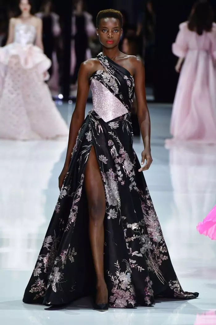 Défilé de mode Ralph & Russo Haute-Couture printemps-été 2018 à Paris