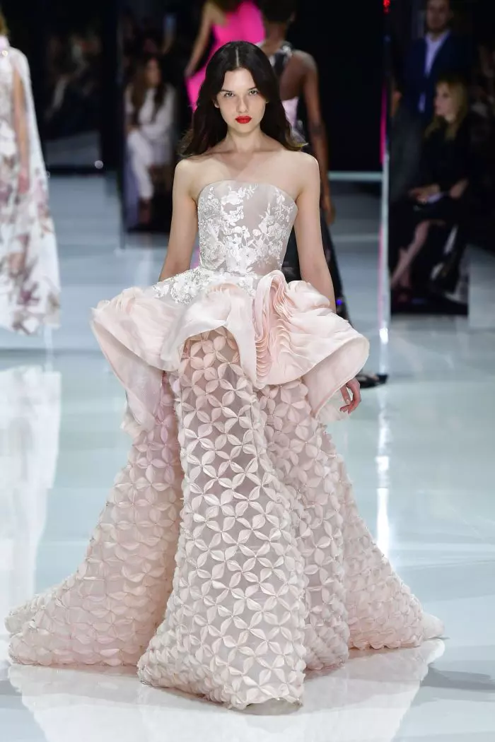 Défilé de mode Ralph & Russo Haute-Couture printemps-été 2018 à Paris