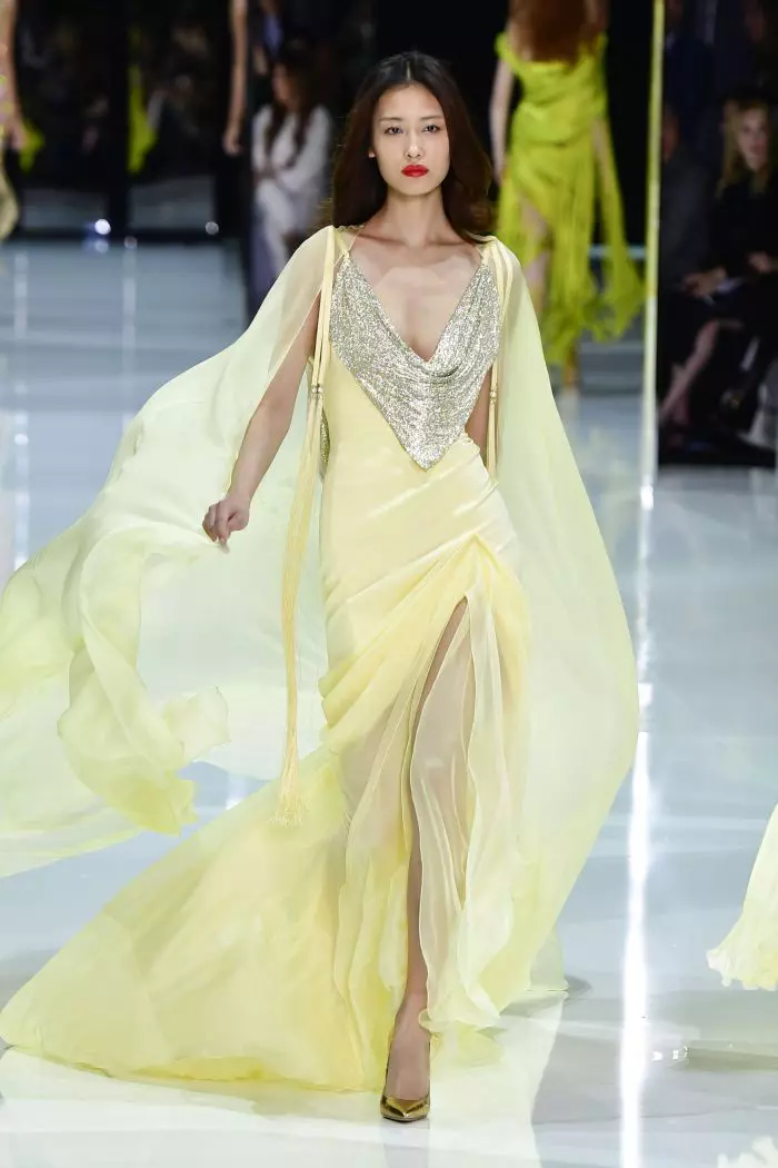Défilé de mode Ralph & Russo Haute-Couture printemps-été 2018 à Paris