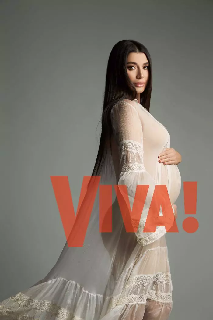 Elena Băsescu, mămică full-time. "Ultimii trei ani au fost, pentru noi, un rollercoaster"