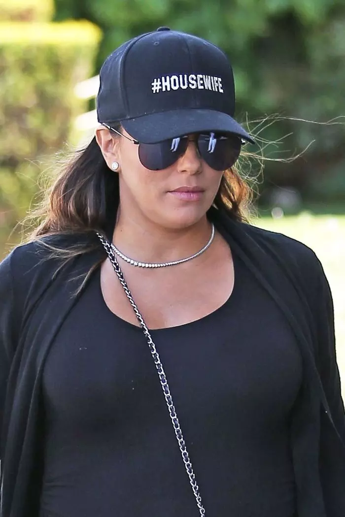 Super pregnant Eva Longoria checks up with her doctor!