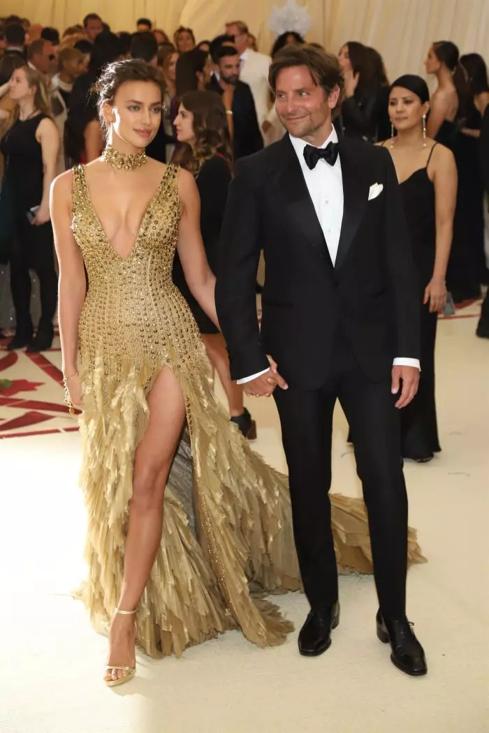 Irina Shayk și Bradley Cooper și Irina Skayk, la MET Gala 2018