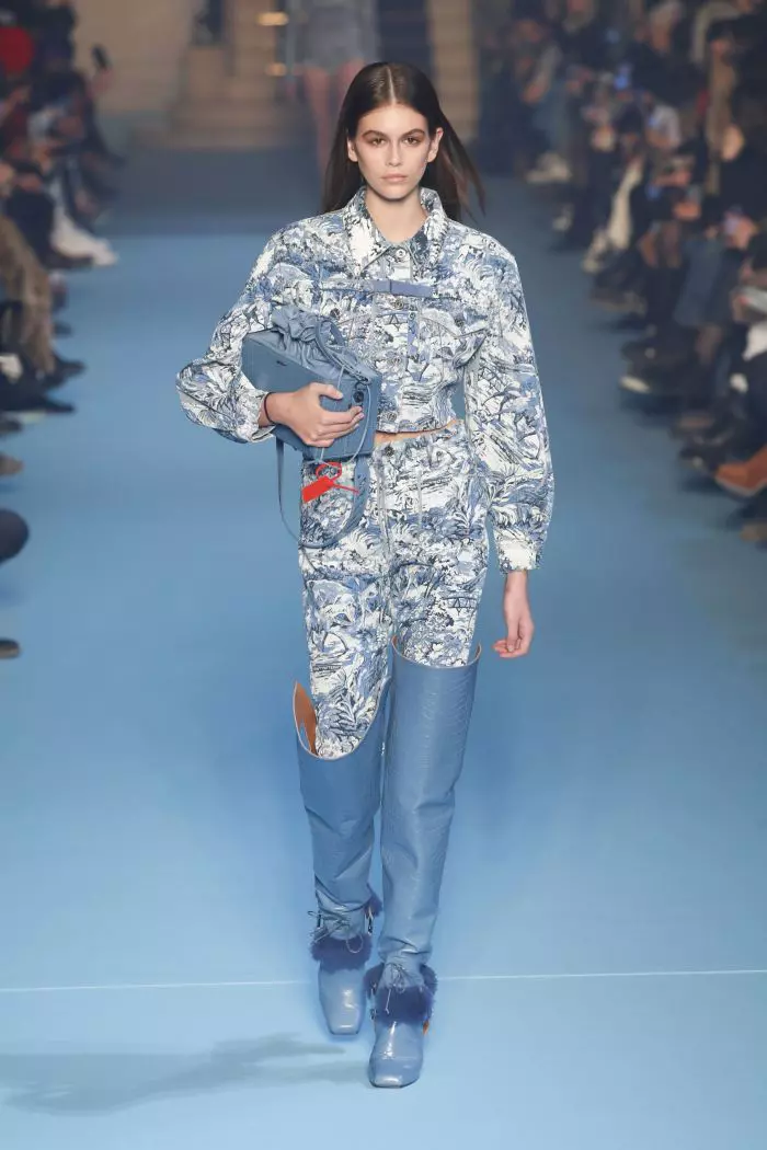 Kaia Gerber - Balmain Fashion Show.