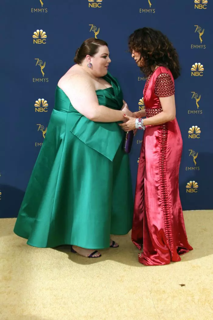 Chrissy Metz și Sandra Oh