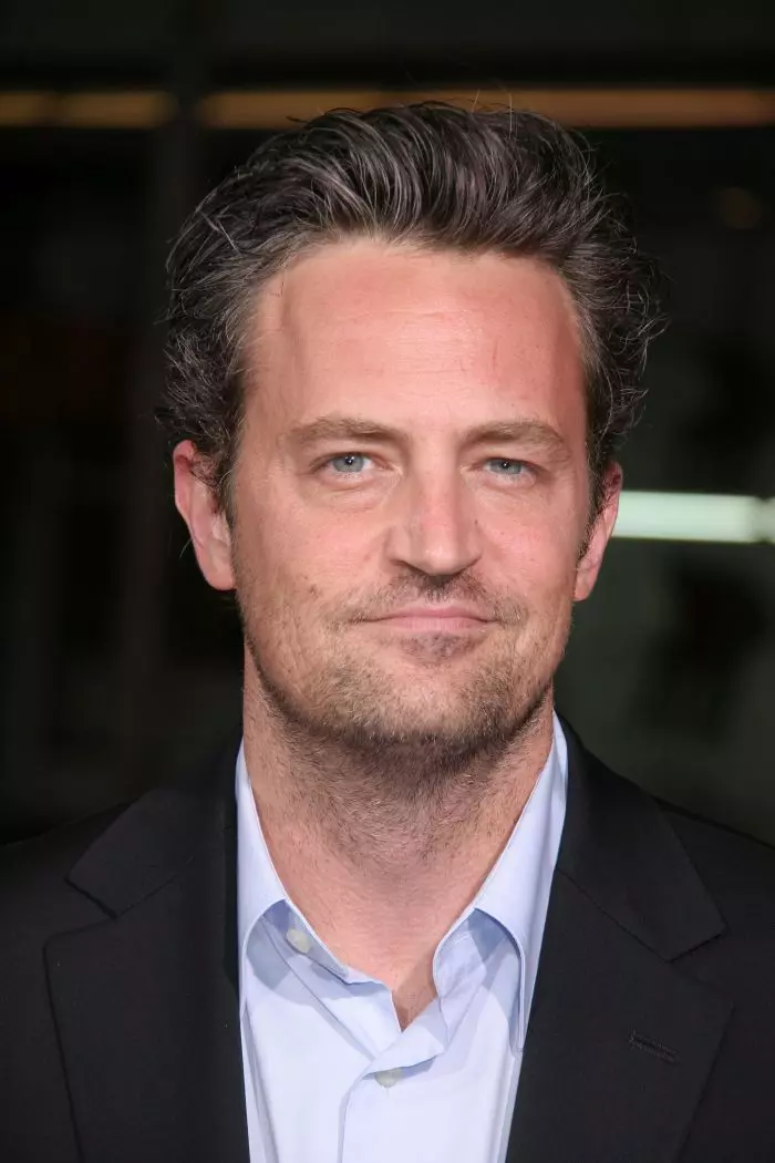 Matthew Perry a fost alcoolic ani de zile, iar acum îi ajută și pe alții să scape de acestă adicție.
