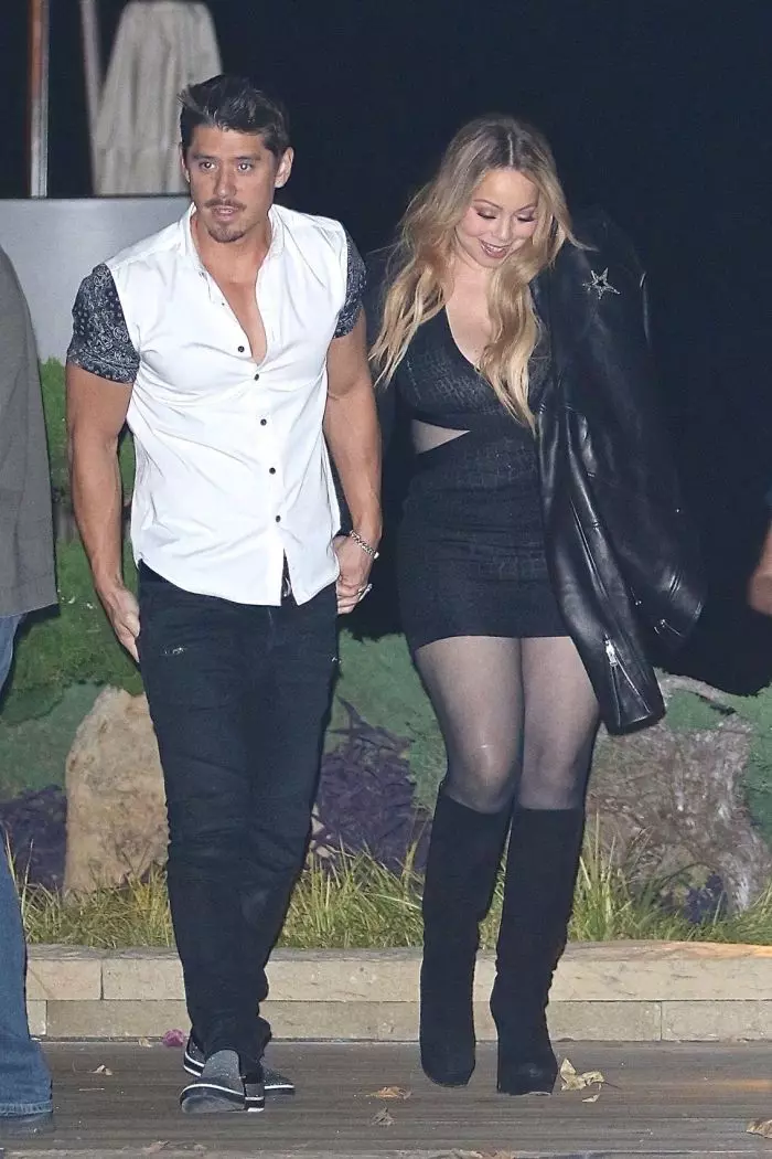 Mariah Careyși iubitul ei Bryan Tanaka, în 2017.