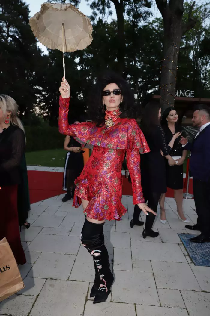 Iulia Albu VIVA PARTY 2019