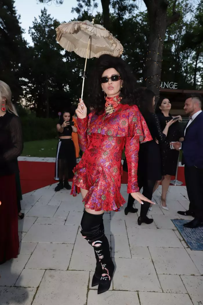 Iulia Albu VIVA PARTY 2019