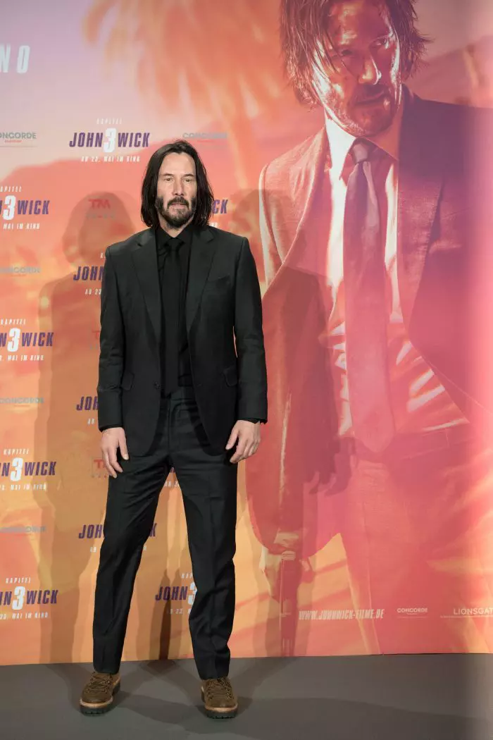 Keanu Reeves este unul dintre cei mai râvniți burlaci de la Hollywood.