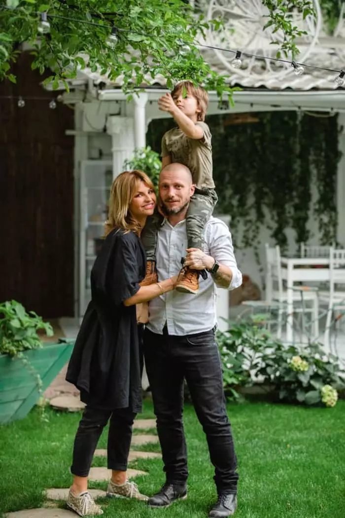 Oana Mareș, Dragoș și Nicolai