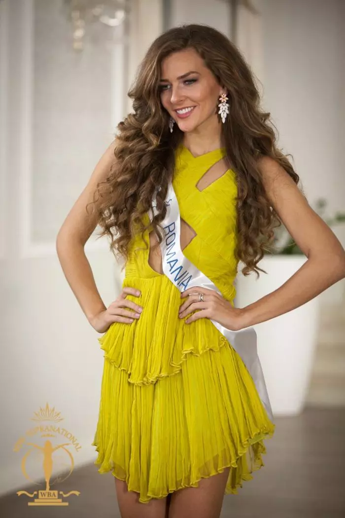 Eliza Ancău are 26 de ani şi a fost Miss România
